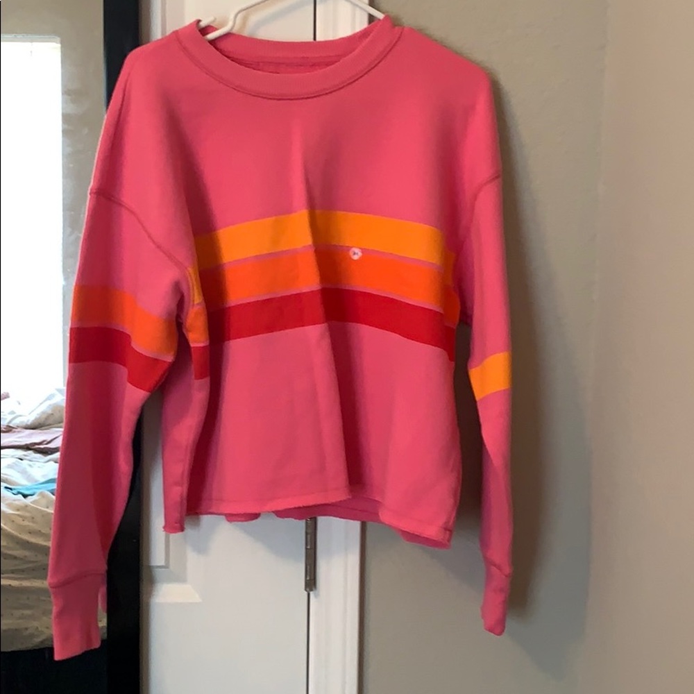 NWT!! Hot pink size medium aerie sweatshirt